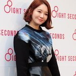 발가락이 <b>위태</b>해 보이는 강민경 신발...