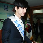 명예<b>민원</b>봉사 실장님이 된 박해진ㅋㅋ