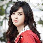 <b>국보</b>급 눈동자를 지닌거 같은 고아라