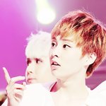 [시우민] 고마웠어ㅎㅎ그런의미에서레전드슈밍...