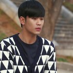 완벽한 외계인 김수현, 연기도 패션도 죽지 않아~