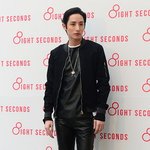 오랜만에 공식<b>석상</b>에 나타난 이수혁, 2대8 헤어스타일도 어울려