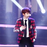 [시우민] 이 세상의 <b>중심</b>은 나다..