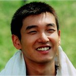 무려 14년 동안 <b>평행</b>이론 돋는 조승우 비주얼