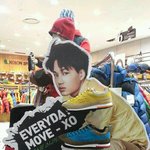 [카이] 코오롱매장에 갔더니..