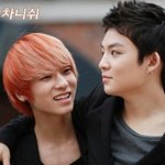 훈훈한 男아이돌의 어깨 <b>동무</b>