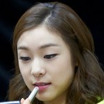 디올 어딕트 <b>립글로우</b>가 너무 갖고싶은데...