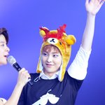 [EXO] 이분이 25살이래요