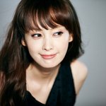백허그 <b>화보</b> 찍은 이나영