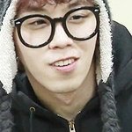 다크<b>서클</b> 때문에 아파보이는 아이돌