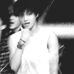 [카이] 종인이와 최고의 <b>케미</b>를 자랑하는건