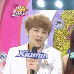 [시우민] 민석이가 내 심장에 구멍을 뚫는다