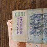 [개념상실] <b>지폐</b>에 이상한 짓 좀 하지마세요