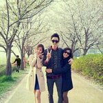 [세훈] 찬열이형 <b>가족사진</b>에 나타난 세훈이ㅋㅋㅋㅋㅋㅋㅋ