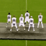 [시우민] 혼자 <b>격렬</b>한 주머니