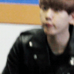 [EXO] 상상하면서는 팬픽못읽겠어..