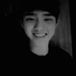 [EXO] 폰들고 영통하는것처럼 <b>잘</b><b>자</b>하고들어와
