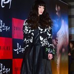 왠지 <b>음산</b>한 기운이 느껴지는 이영진 패션