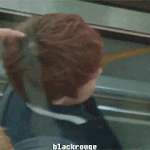 [CHEN] 민석이<b>정수리</b>만지는종대