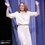 많이 밝아진 것 같은 <b>린지</b> 로한