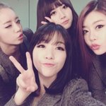 즐거워 보이는 아이돌 단체샷.<b>jpg</b>