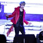 [크리스] 으르렁 중국판 뮤비 2nd 버전 보는데ㅠㅠㅠ