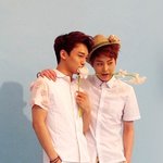[시우민] 난 <b>왜</b>..학생이아닌거죠..