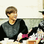 [백현] 백현이는 <b>뭔</b> <b>죄</b>...