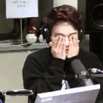 [CHEN] 부끄러워하는 종대ㅎㅎㅎ