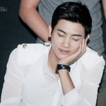 옷<b>태가</b> 저절로 좋아지는 마법의 박형식 몸매