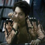 [카이] 이때가 팬미팅 <b>첫날</b>이라던데...