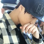 [카이] <b>모자</b>가큰거야 얼굴이작은거야