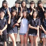 와 교복 <b>치마</b>길이 진짜 짧게하고다니네