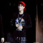 [카이] 스냅백 거꾸로 쓴 종인이