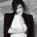 [정려원] <b>청순</b> 대명사 정려원, 카리스마 넘치는 팜므파탈 화보 공개...