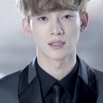 [CHEN] 종대 귀 <b>한쪽</b>만 뚫은거ㅠㅠ