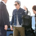 <b>바지핏</b> 최고인 이민호 최근 공항