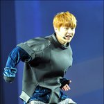 [시우민] 무대 고화질이 아마 이러지 않을까...