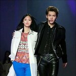 [크리스] 우리 모두 <b>모델분</b>에게 빙의를ㅜㅜ