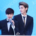 [EXO] <b>리더들</b>