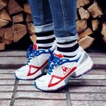 [시우민] ㅅㄷ 봄이니깐 <b>신발장</b>만 하나해야징 신발좀골라줘~