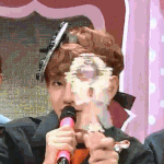 [백현] 룸메이트 5번째 티저에 잠깐 나오는 수호백현