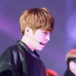 [시우민] 오늘 올라온 <b>사진</b>들 대박이야ㅠㅠ