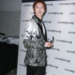 90년대 <b>더듬이</b> 머리 한창 하고 다니는 김희철