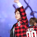 [시우민] <b>타멤버</b> 홈마님들이 올려주는 사진보는데