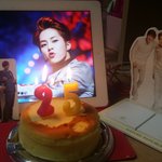 [EXO] 오늘 <b>민석</b>이 생일 ㅠㅠㅠㅠ 파티했어 얘들아 컴온