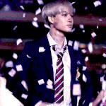 [카이] <b>종인</b>이는 아장아장 걷고있다