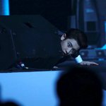 [EXO] 찬열아..안 나가면 안되겠니..