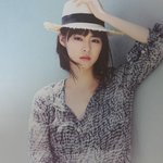 이연희 최근 화보... 과거 사진이 <b>보임</b>...