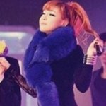 다리만큼은 절대 깔수 없는 박봄
